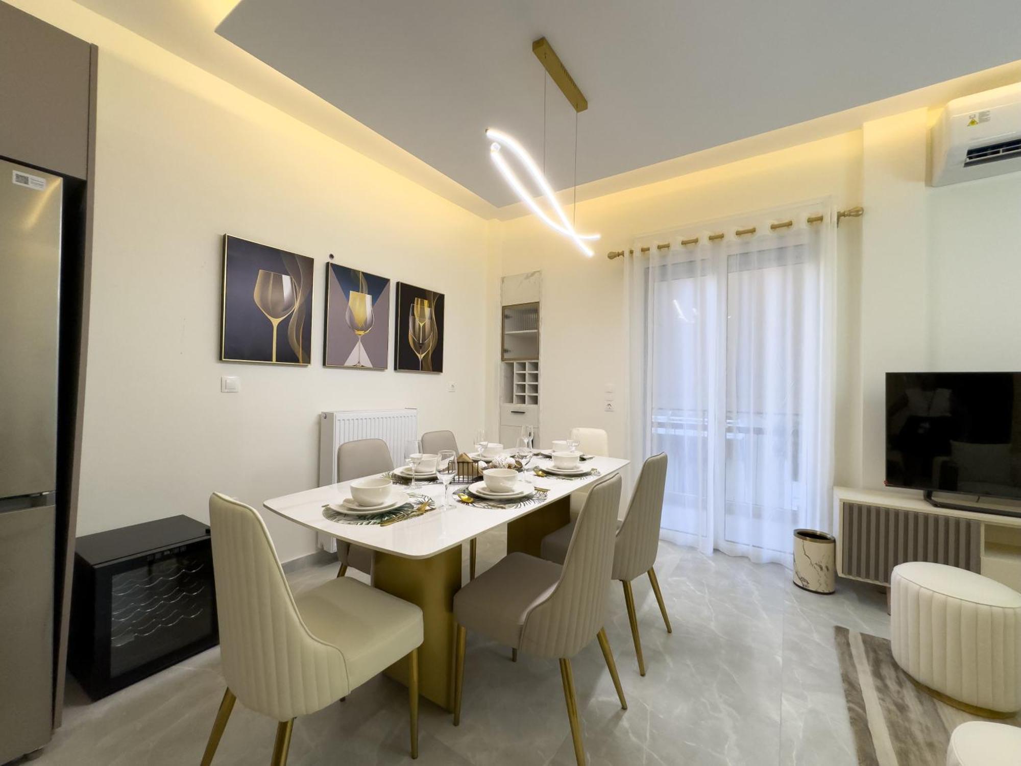 Beyond Hospitality-modern 3 Bedroom Athen