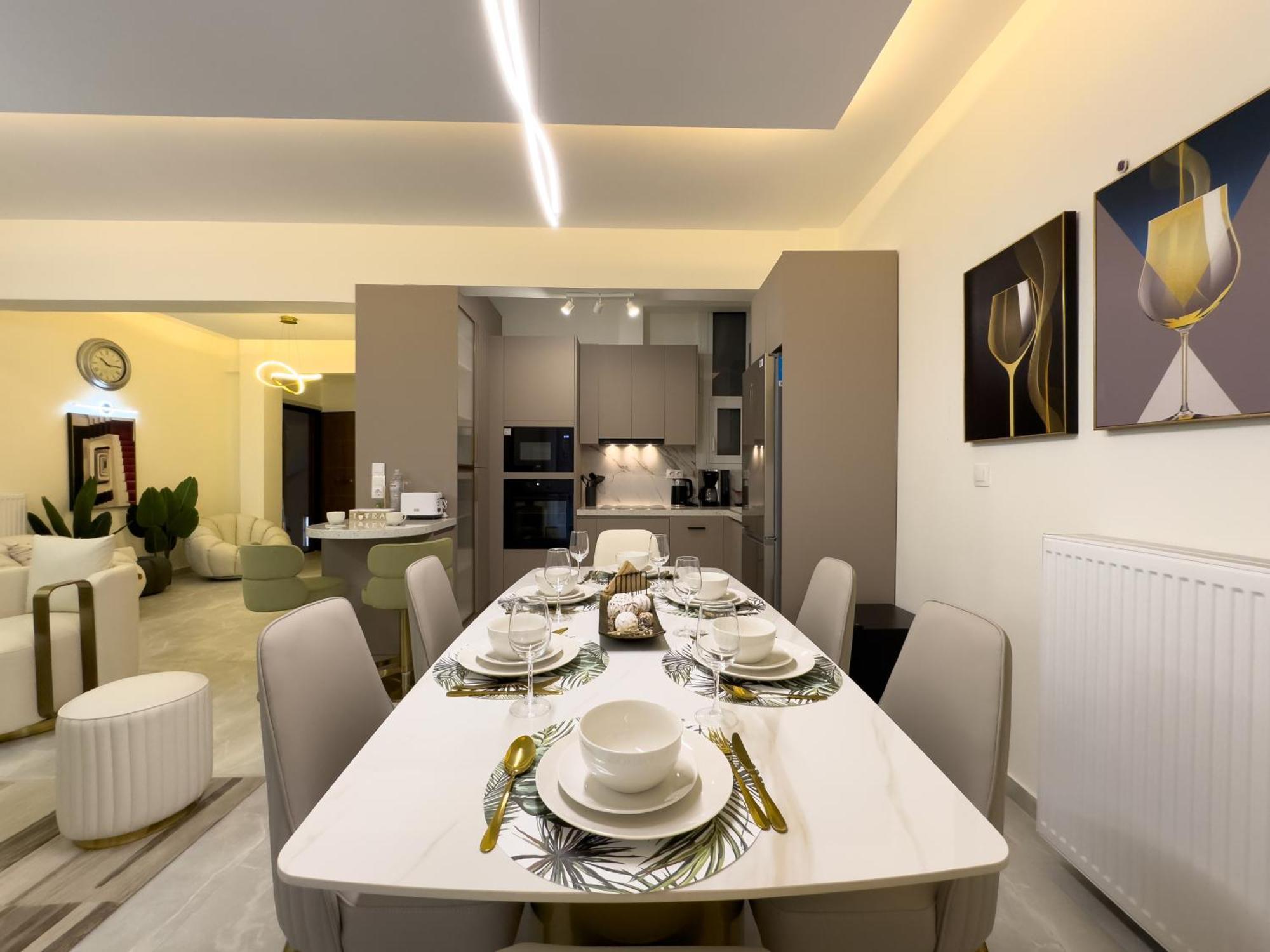 Beyond Hospitality-modern 3 Bedroom Athen