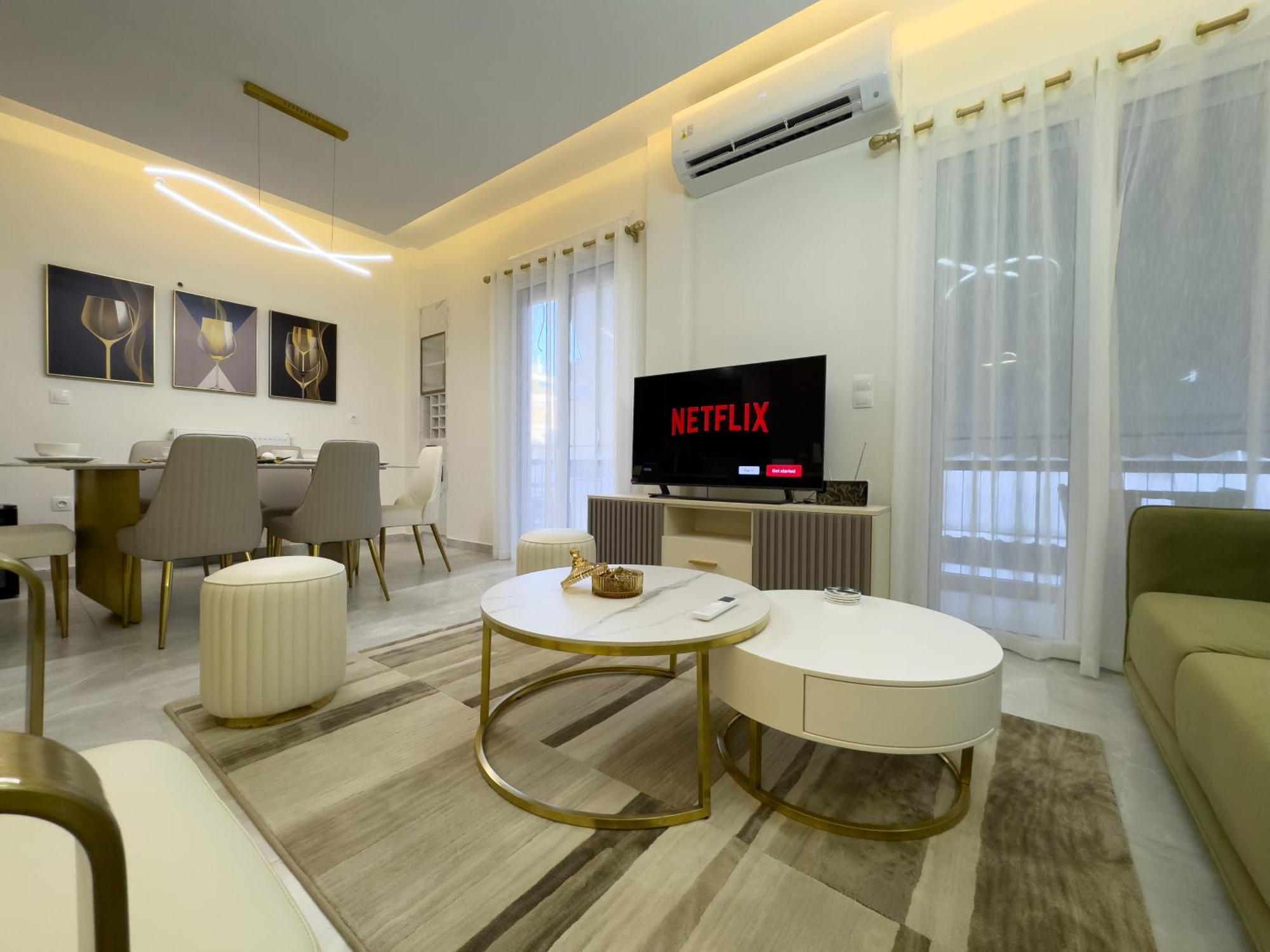 Beyond Hospitality-modern 3 Bedroom Apartment Athen
