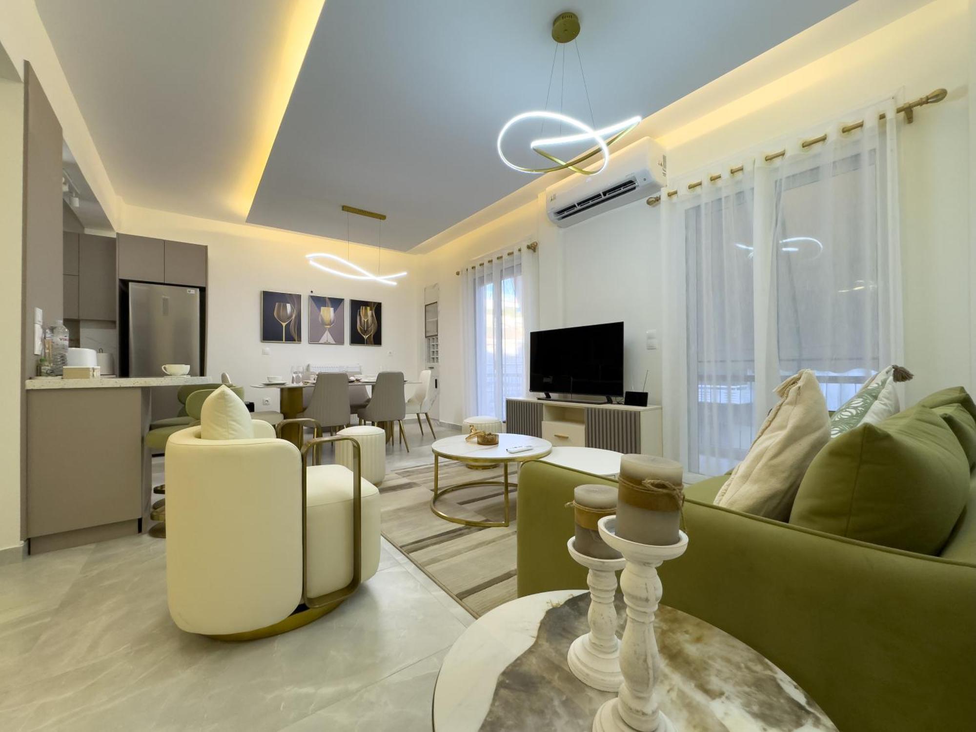 Beyond Hospitality-modern 3 Bedroom *