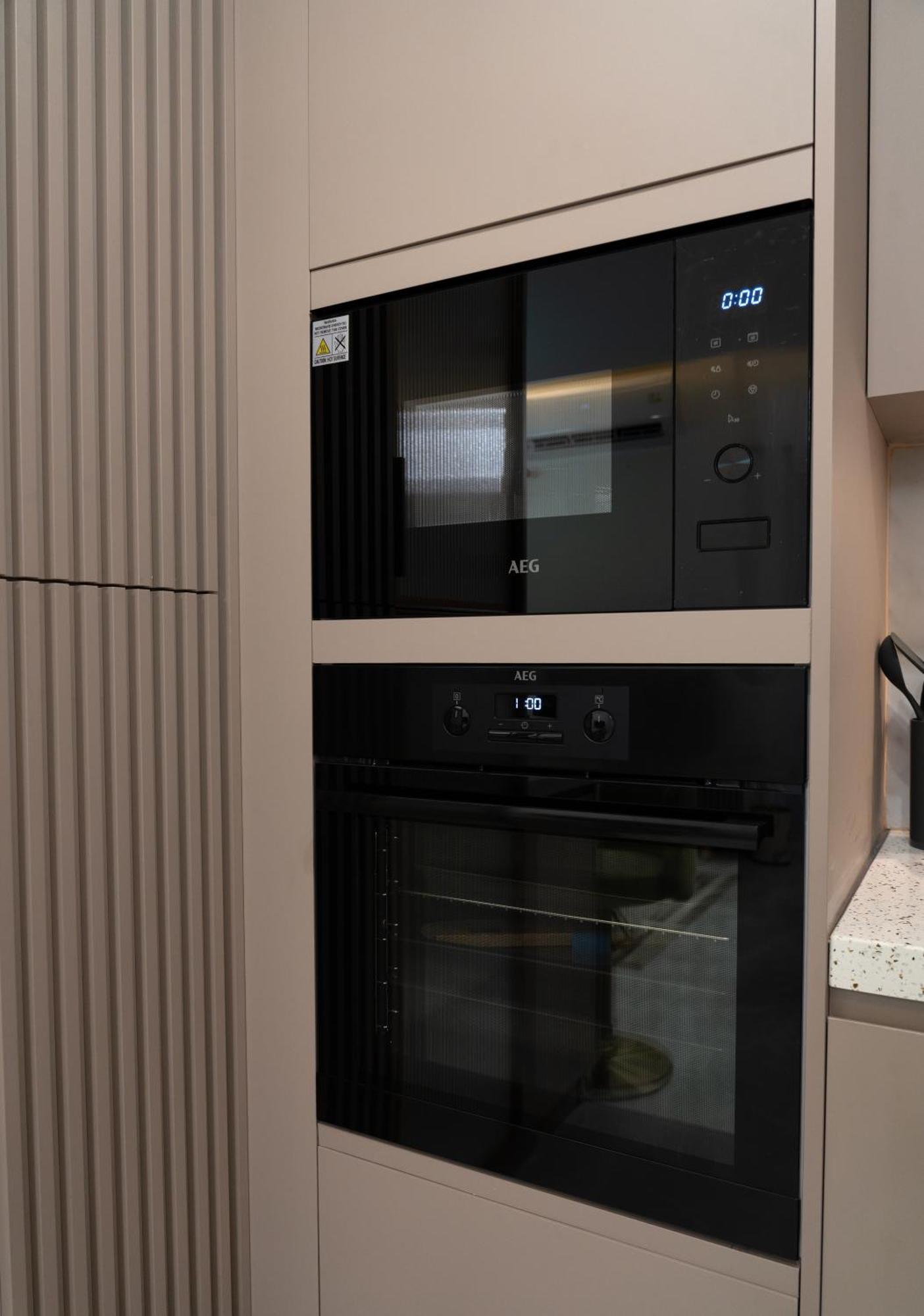 Apartment Beyond Hospitality-modern 3 Bedroom *